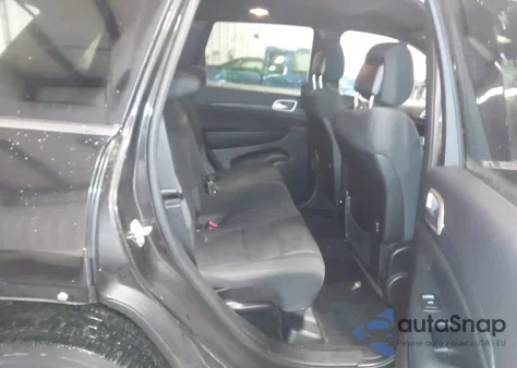 2015 Jeep Grand Cherokee Laredo z USA, uszkodzony, nr VIN 1C4RJFAG8FC830719